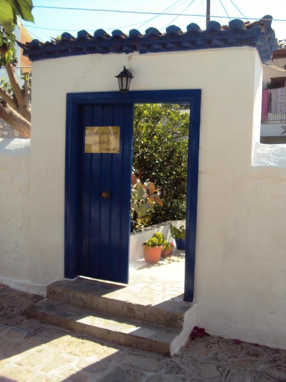 Spalieri Rooms Hydra  Esterno foto